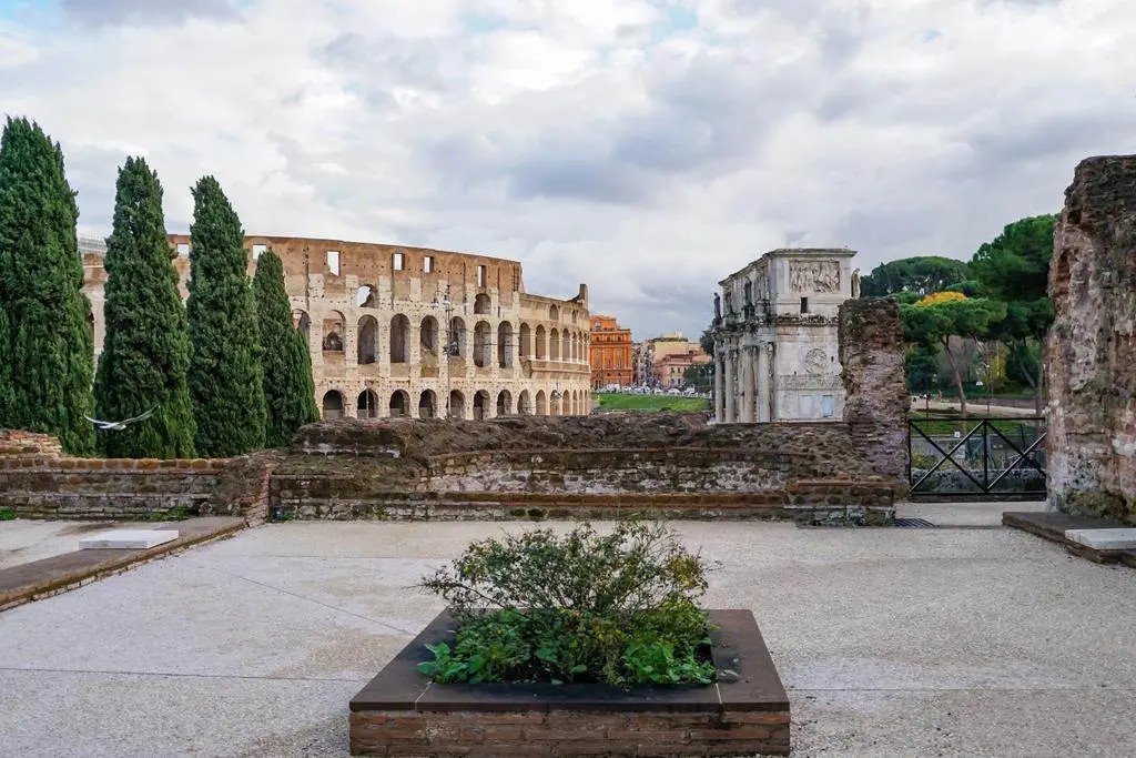 Cum să vizitezi Colosseumul din Roma: tips de la localnici