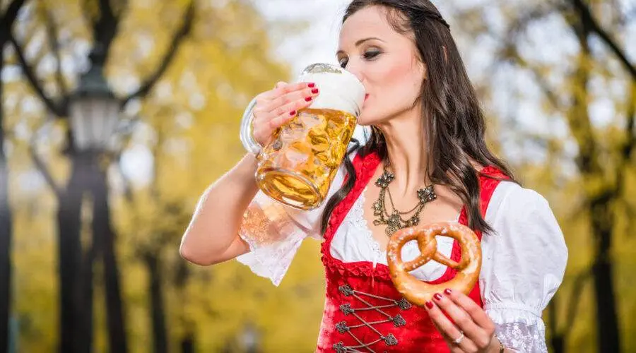 Învață să faci bere la o fabrică de bere din Munchen, Germania